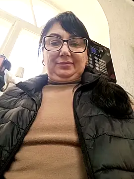 MariSwan222 online show from April 19, 2026, 8:26 am