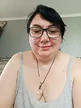 Snapshot of MariSwan222 chatting on June 22, 2026, 7:49 am MariSwan222 online show from June 22, 2026, 7:49 am