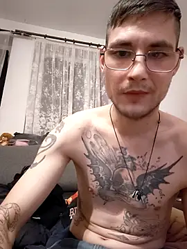 hotchris0708 online show from December 17, 2025, 8:03 pm