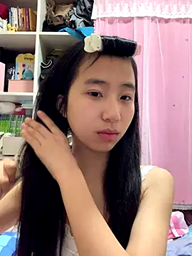 Snapshot of hanhan-oooooo chatting on December 16, 2025, 4:22 pm hanhan-oooooo online show from December 16, 2025, 4:22 pm