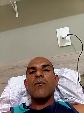 Snapshot of ElicitedMotive chatting on February 8, 2026, 2:31 am ElicitedMotive online show from February 8, 2026, 2:31 am