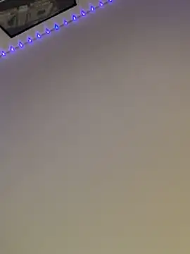 Melissaa00 online show from April 15, 2026, 1:59 pm