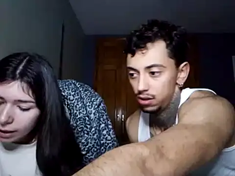 sorbetedeframbuesa68 online show from February 16, 2026, 6:50 pm