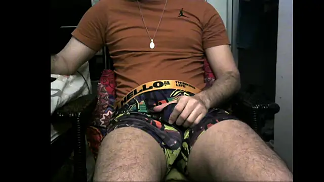 3LEGSSS online show from February 2, 2026, 9:03 pm