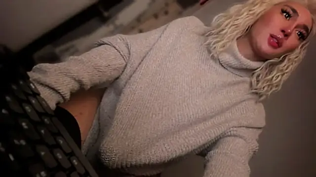 mxshemale ladyboy online show from November 5, 2025, 9:07 pm