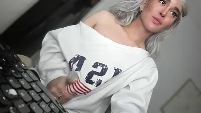 mxshemale ladyboy online show from March 31, 2026, 3:36 pm