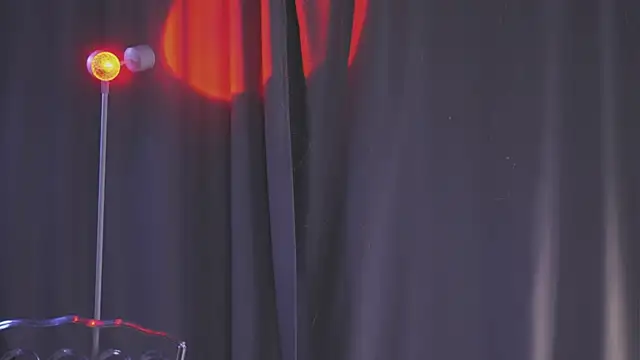 Leyla crsh online show from March 13, 2026, 6:51 am