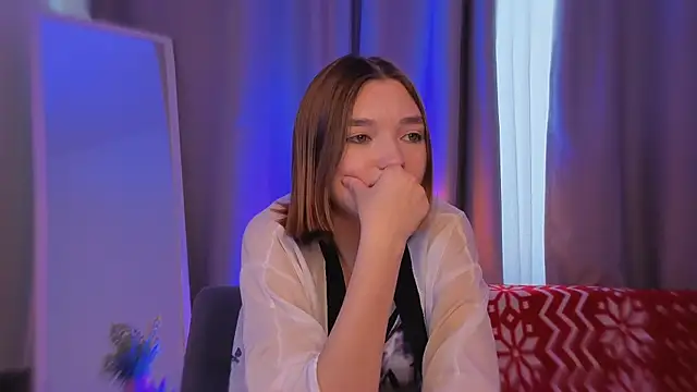 Snapshot of Leyla_crsh chatting on February 20, 2026, 6:26 am Leyla crsh online show from February 20, 2026, 6:26 am