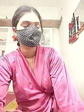 Snapshot of Cut_madhuri chatting on May 9, 2026, 1:53 am Cut madhuri online show from May 9, 2026, 1:53 am