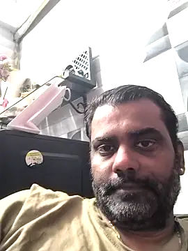 RoyallyYoursBaby online show from December 15, 2025, 3:29 pm