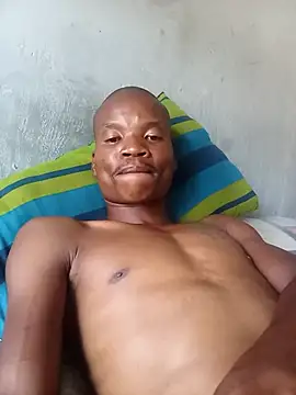 Snapshot of thabisozxz chatting on February 4, 2026, 3:40 pm thabisozxz online show from February 4, 2026, 3:40 pm