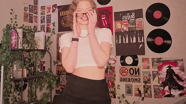 JeaneneWoltz online show from January 11, 2026, 9:05 am