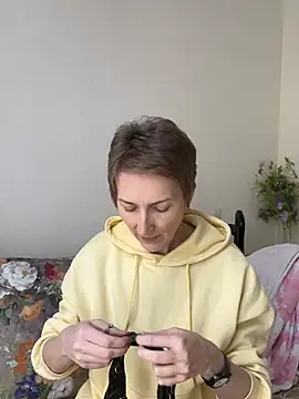 Sensual Flower online show from March 5, 2026, 10:56 am