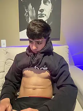 lian fooxx online show from April 7, 2026, 9:27 pm