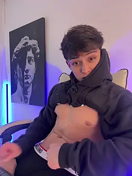 lian fooxx online show from March 27, 2026, 3:26 am