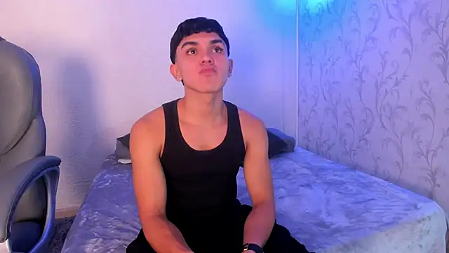  TaylorBlack online show from December 19, 2025, 11:34 am