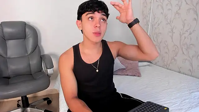  TaylorBlack online show from February 24, 2026, 11:33 am