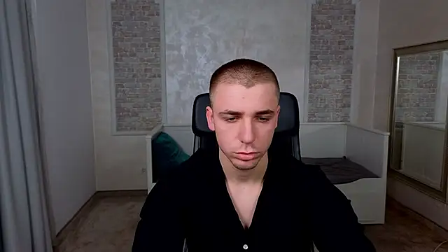 KellenWest online show from April 19, 2026, 4:02 am