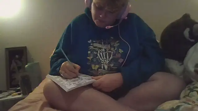 GoddessCliodhna online show from December 17, 2025, 6:51 am