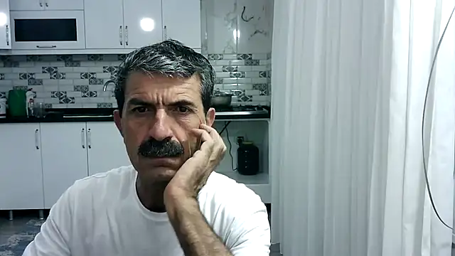 Snapshot of kobra21turki chatting on May 17, 2026, 11:05 pm kobra21turki online show from May 17, 2026, 11:05 pm