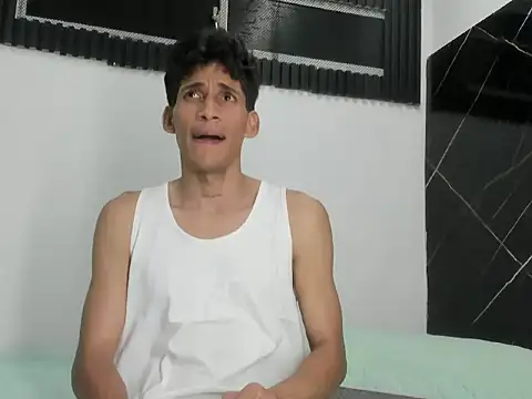 Emer santos online show from March 3, 2026, 7:43 pm