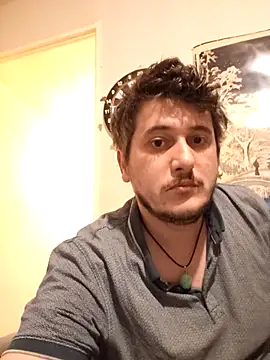 damslebambou1 online show from April 14, 2026, 1:32 am