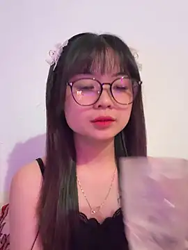 Snapshot of ___KARA___ chatting on January 14, 2026, 12:58 am KARA online show from January 14, 2026, 12:58 am