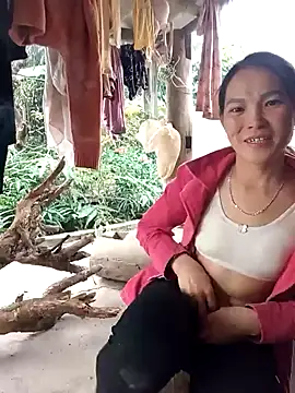 Girl cutee online show from January 14, 2026, 9:46 am