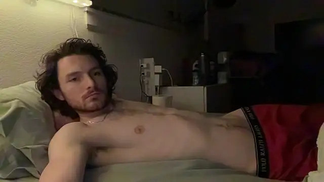 hungtwink6669 online show from December 16, 2025, 6:17 am