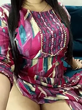 Snapshot of SSiya- chatting on June 2, 2026, 7:36 pm SSiya- online show from June 2, 2026, 7:36 pm