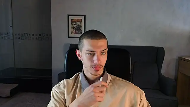 KaydenDrew online show from April 19, 2026, 4:13 am