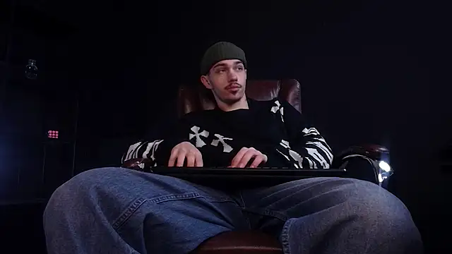 KaydenDrew online show from January 18, 2026, 5:22 am