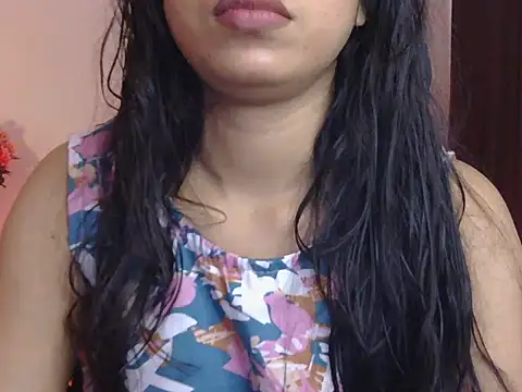 miss ragni online show from April 5, 2026, 3:35 am