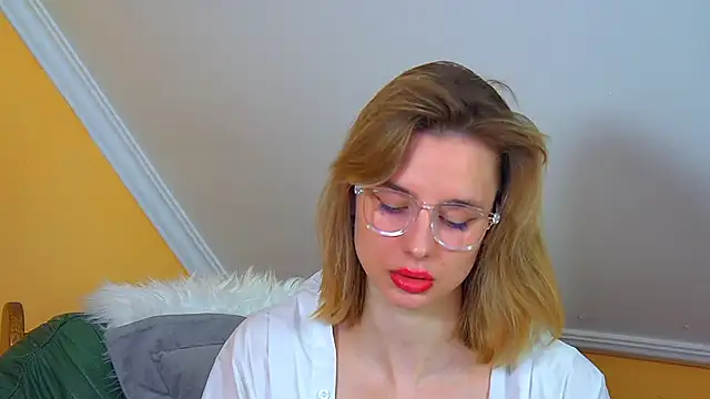 Snapshot of MerlinMeyer chatting on February 18, 2026, 6:22 am MerlinMeyer online show from February 18, 2026, 6:22 am