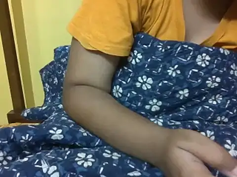 Snapshot of miss_kirandeep chatting on December 16, 2025, 7:29 pm miss kirandeep online show from December 16, 2025, 7:29 pm