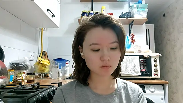 VelmaMaasch online show from February 9, 2026, 1:20 pm