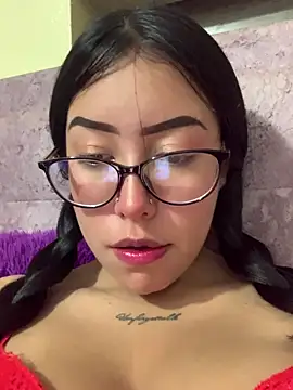 Snapshot of Candy_LS chatting on January 6, 2026, 10:25 pm Candy LS online show from January 6, 2026, 10:25 pm