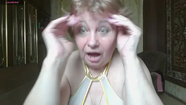 Snapshot of Casey_peach chatting on July 12, 2026, 6:31 pm Casey peach online show from July 12, 2026, 6:31 pm