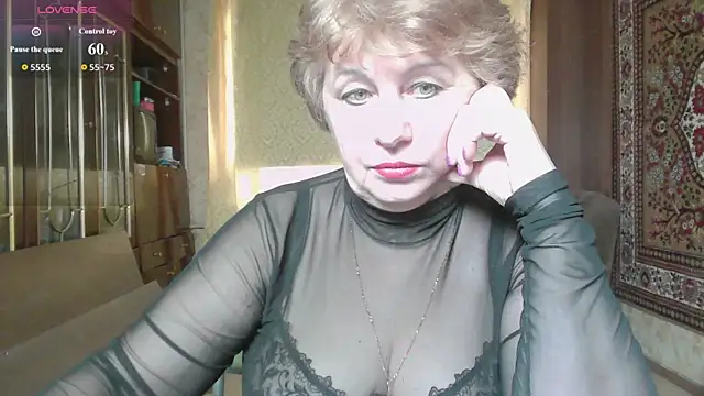 Snapshot of Casey_peach chatting on July 14, 2026, 7:02 am Casey peach online show from July 14, 2026, 7:02 am