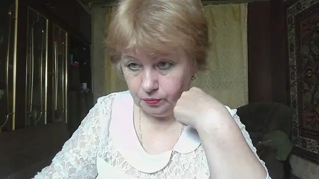 Snapshot of Casey_peach chatting on July 25, 2026, 2:08 am Casey peach online show from July 25, 2026, 2:08 am