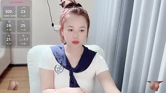 Amireux-8 online show from March 22, 2026, 4:27 am