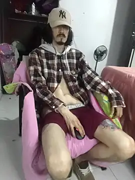 sk8-boy online show from March 11, 2026, 1:27 pm