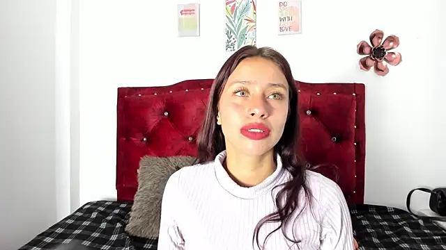 cloyks online show from December 19, 2025, 3:21 am