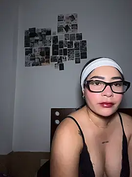 Snapshot of SaharaArisa chatting on August 2, 2026, 7:22 pm SaharaArisa online show from August 2, 2026, 7:22 pm