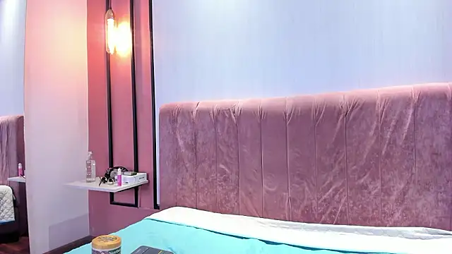 Snapshot of PamelaRed_ chatting on March 4, 2026, 8:49 pm PamelaRed online show from March 4, 2026, 8:49 pm