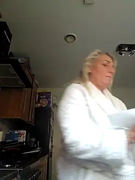 theblondecocklover online show from March 11, 2026, 7:35 am