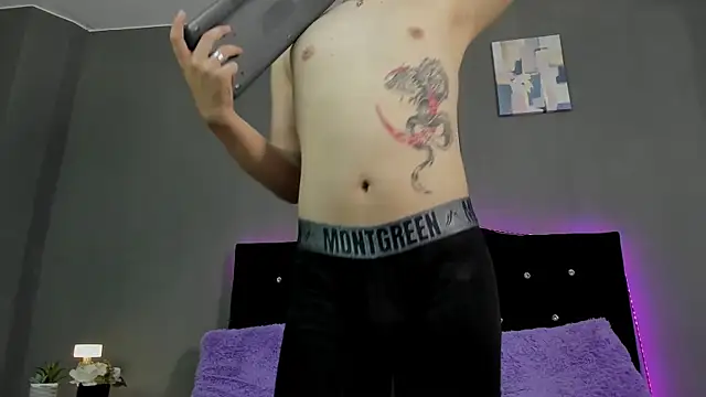 alex xhunter online show from April 9, 2026, 7:42 pm