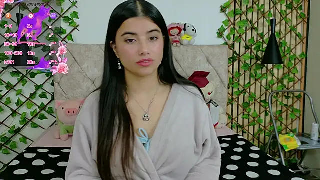 Georgia Candy online show from April 21, 2026, 3:35 am