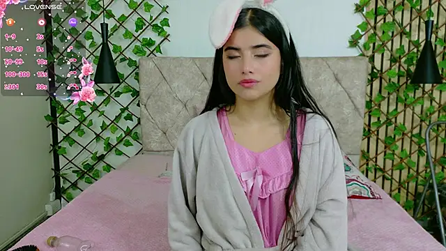 Georgia Candy online show from April 6, 2026, 3:46 am