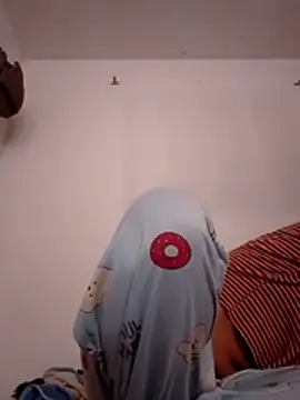 Snapshot of DulceTentacion12 chatting on December 17, 2025, 2:44 pm DulceTentacion12 online show from December 17, 2025, 2:44 pm